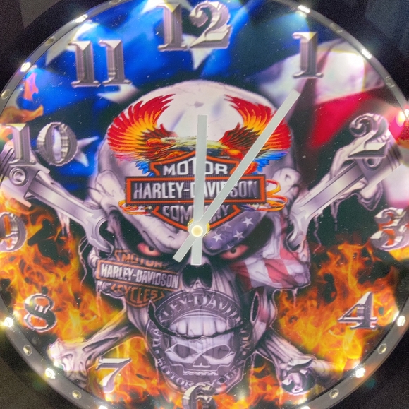 Harley Davidson skull 12" led clock - Picture 4 of 10